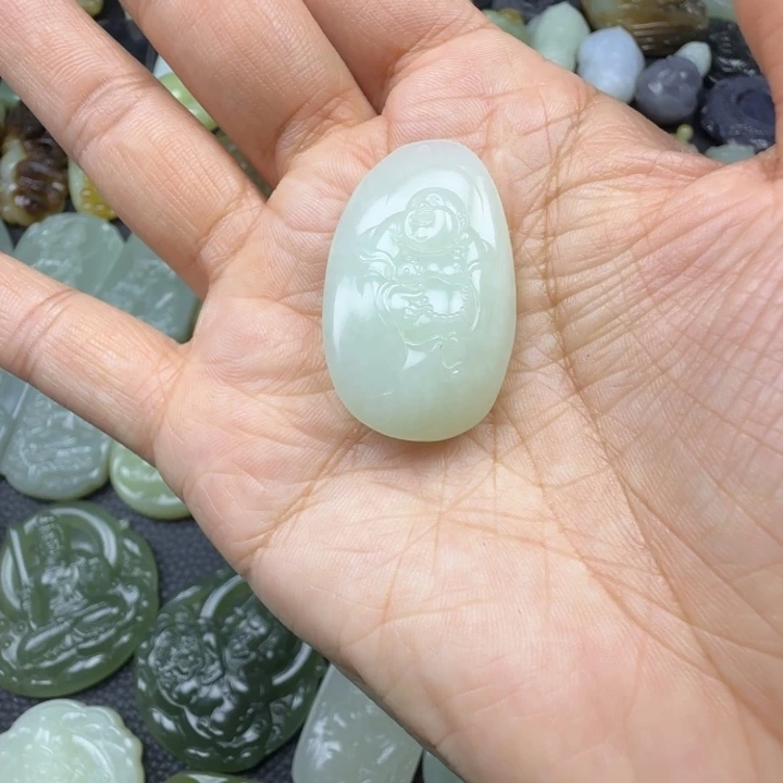 和田玉未镶嵌珠宝奇石