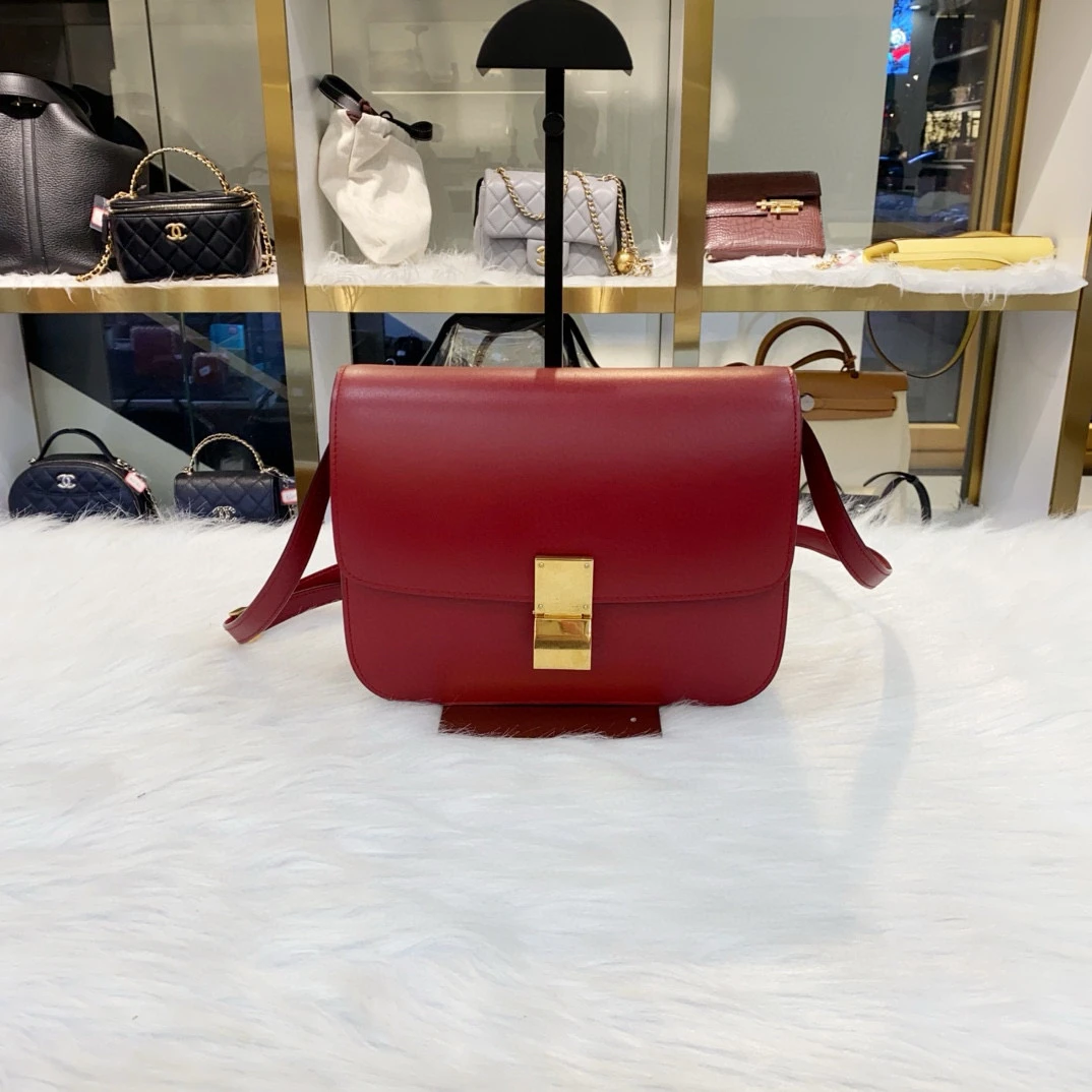 99新 Celine/思琳 CELINE赛琳 红色中号豆腐包
