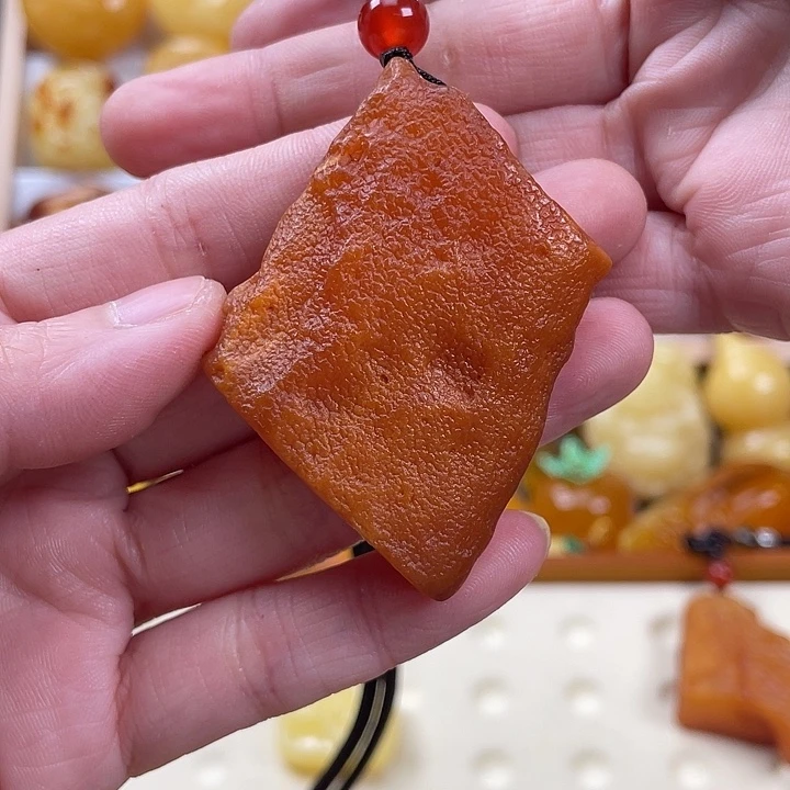 蜜蜡项链未镶嵌17.3克