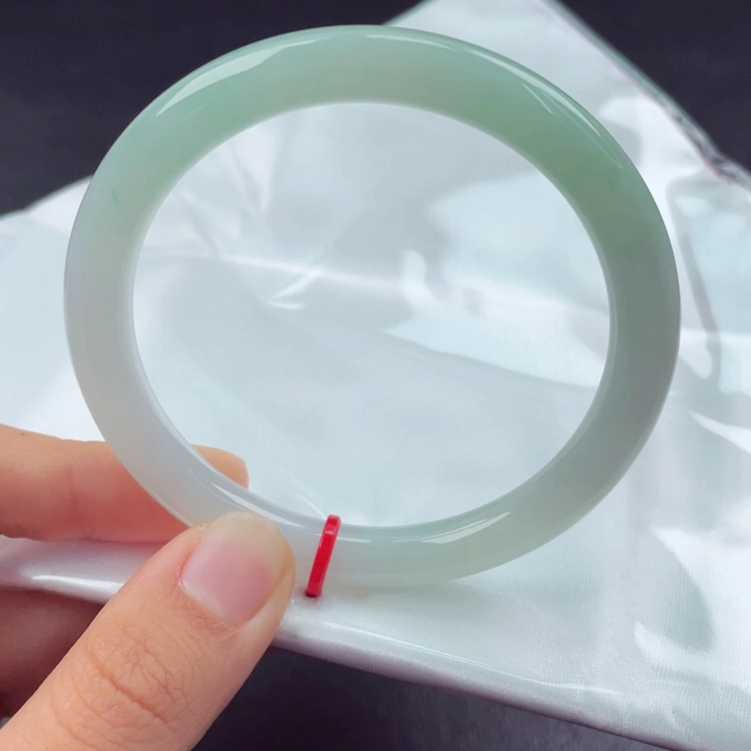 翡翠未镶嵌手镯（圆镯）5758圈