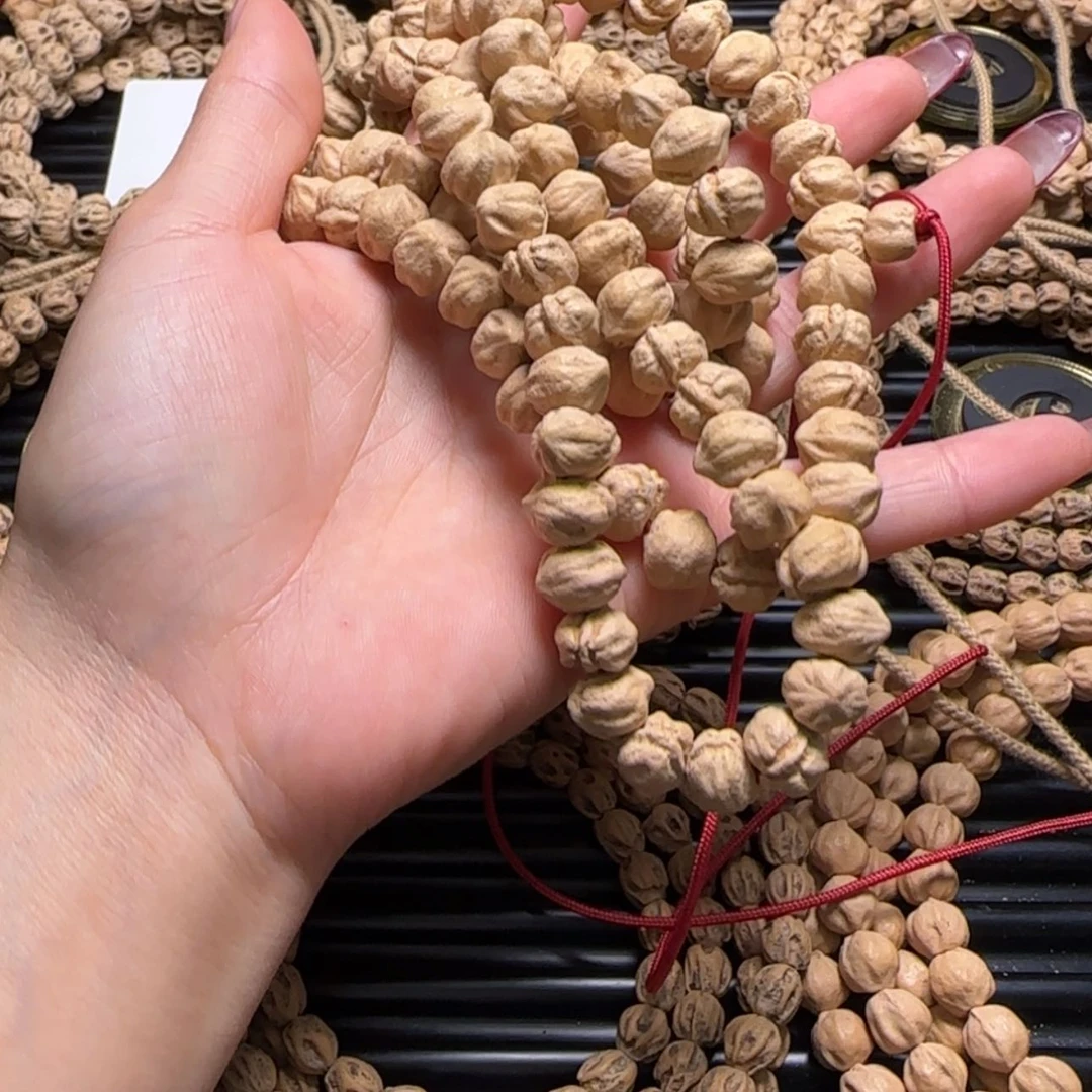 【闪购商品】柏香籽/百香籽吊坠掌****。