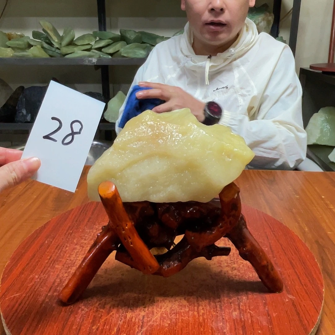 蛇纹石玉未镶嵌原石28