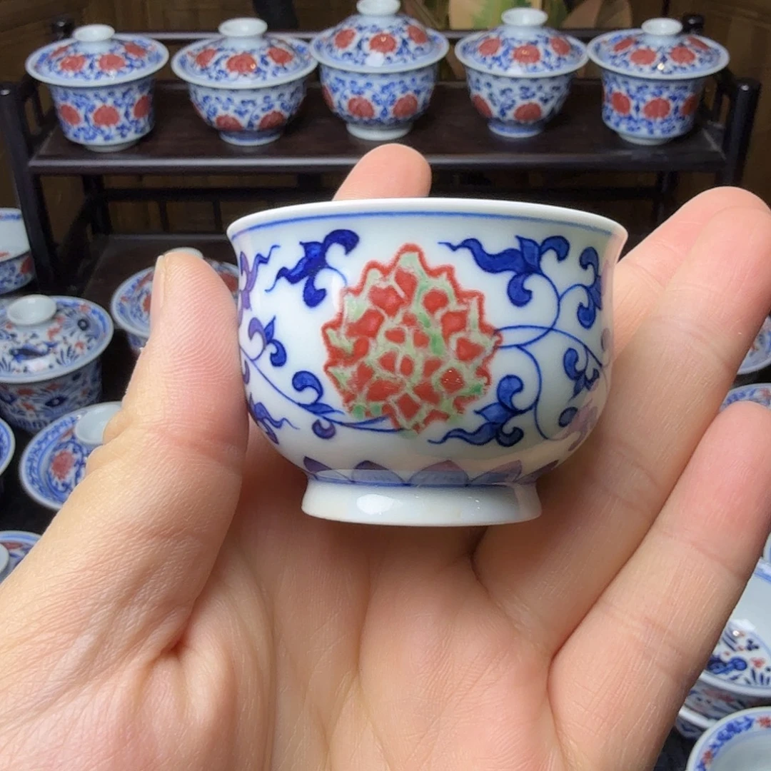 青花釉里红卢氏杯