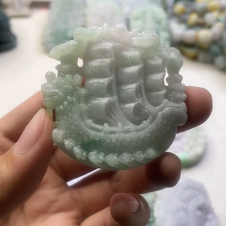 定制翡翠未镶嵌天然翡翠