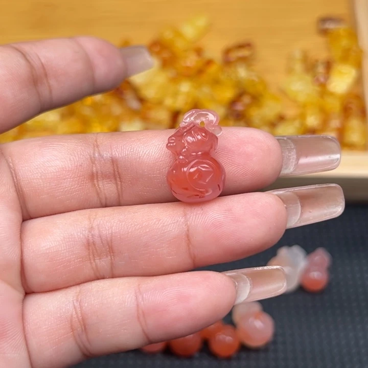 南红玛瑙未镶嵌吊坠(不含链)