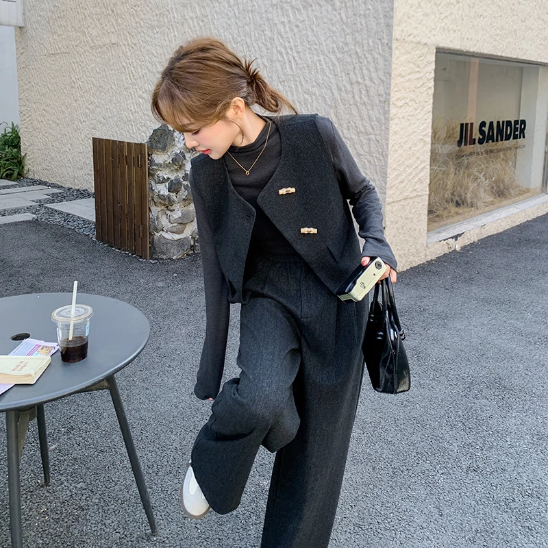 洋气马甲套装裤女春秋2025新款超火流行三件套装小香风爆款韩系