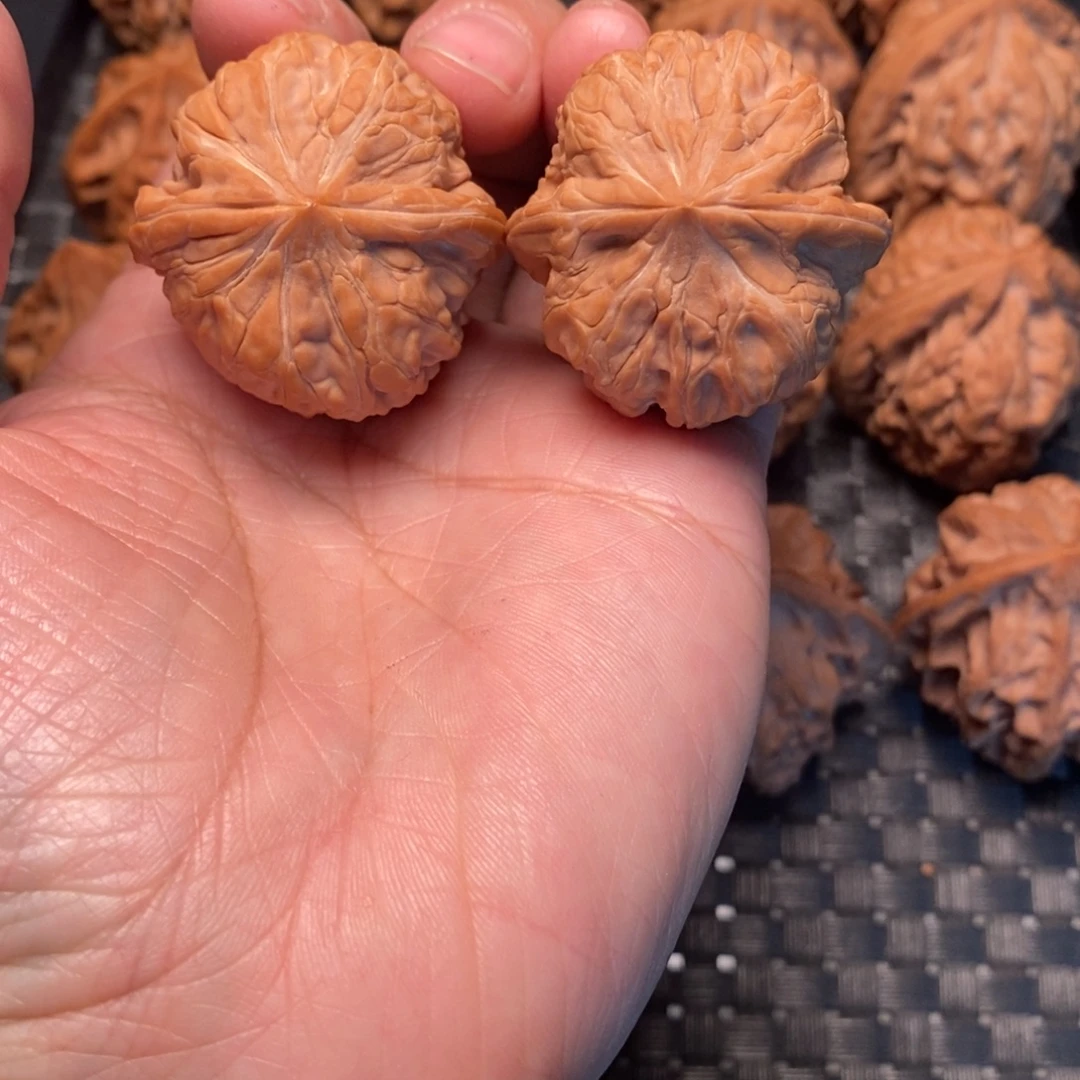 文玩核桃吊坠芭蕉36