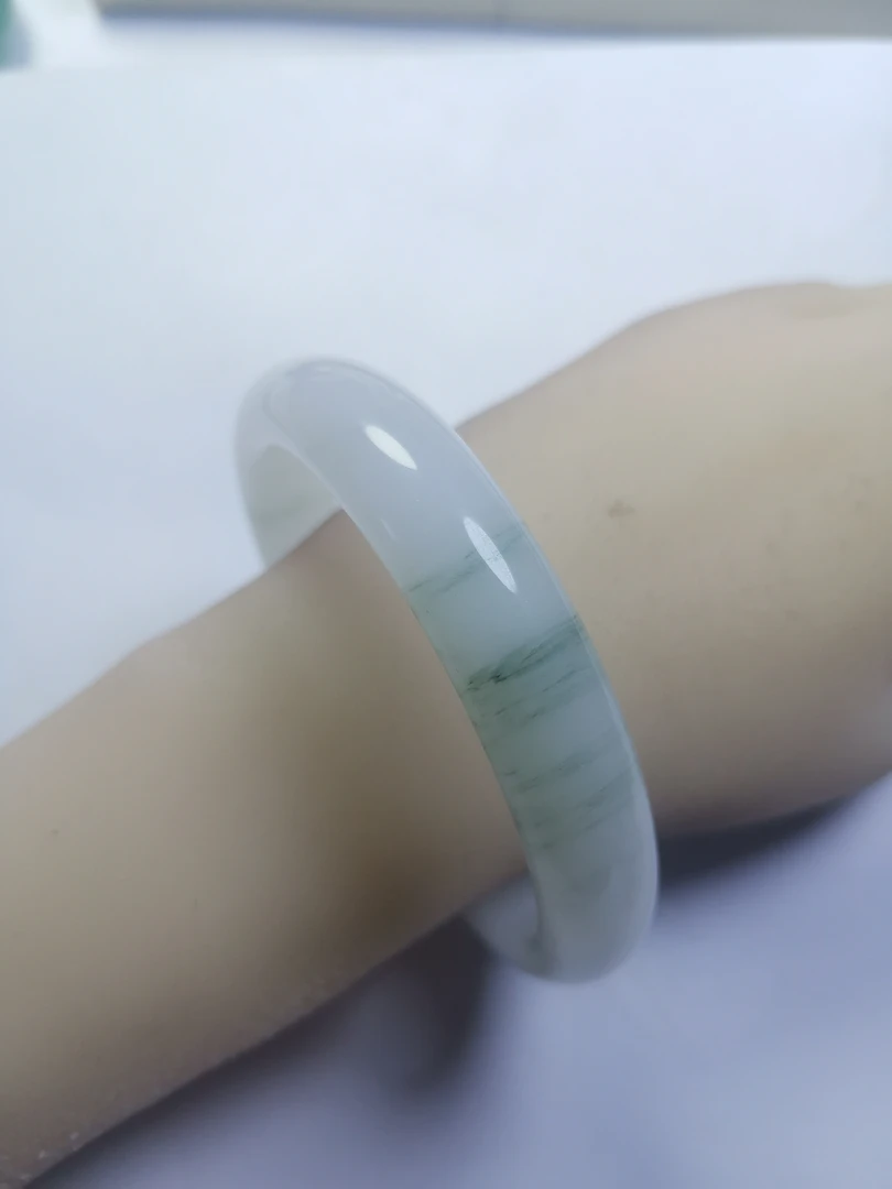 163号-圈口62-63-天然正品-精品高货--漂亮--雪翠纯天然玉石