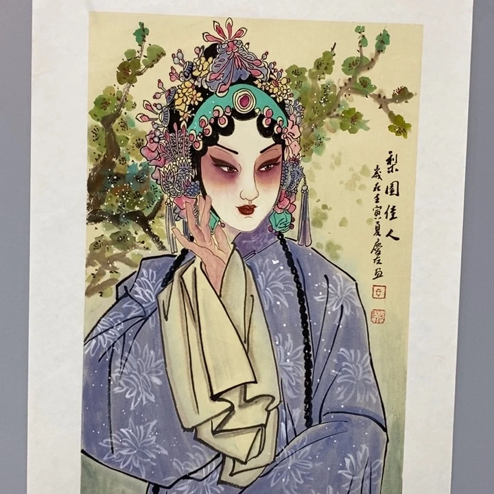 手绘作品等多种形式进行