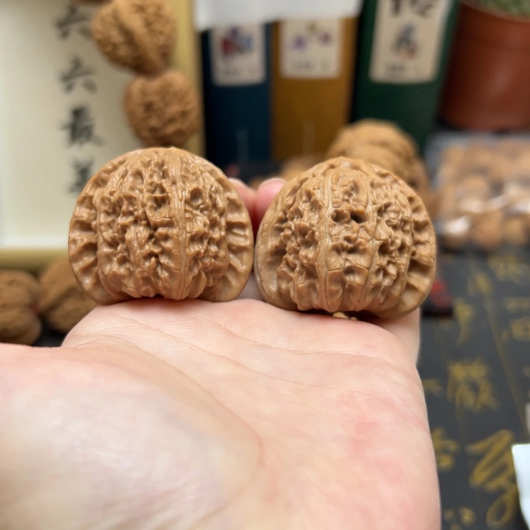 把件文玩核桃40三角白