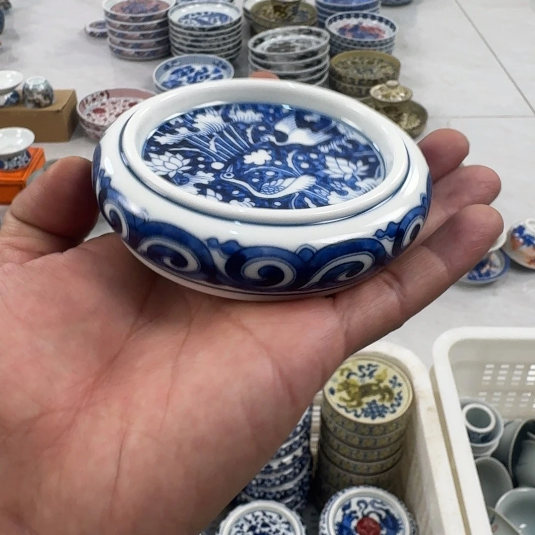 摆件青花一路连科盖置