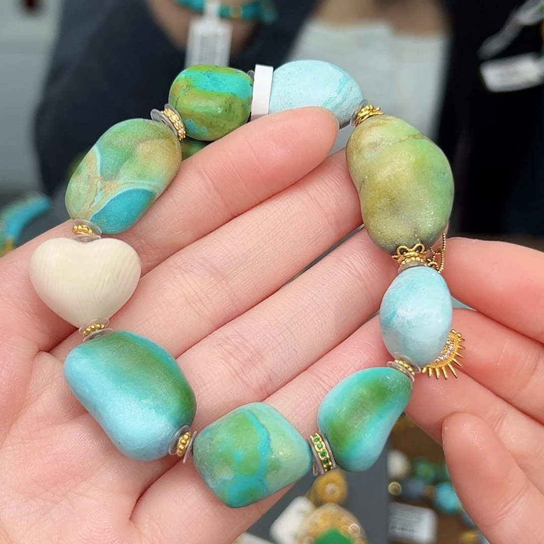 绿松石珠宝奇石18K金镶嵌