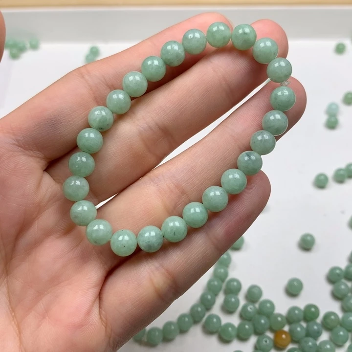 翡翠颈饰未镶嵌卡7