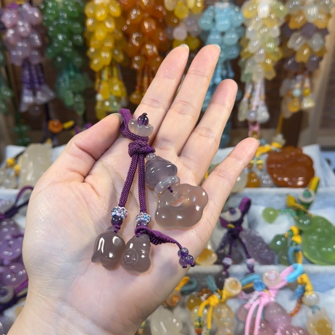 岚***玛瑙/玉髓未镶嵌钥匙挂件