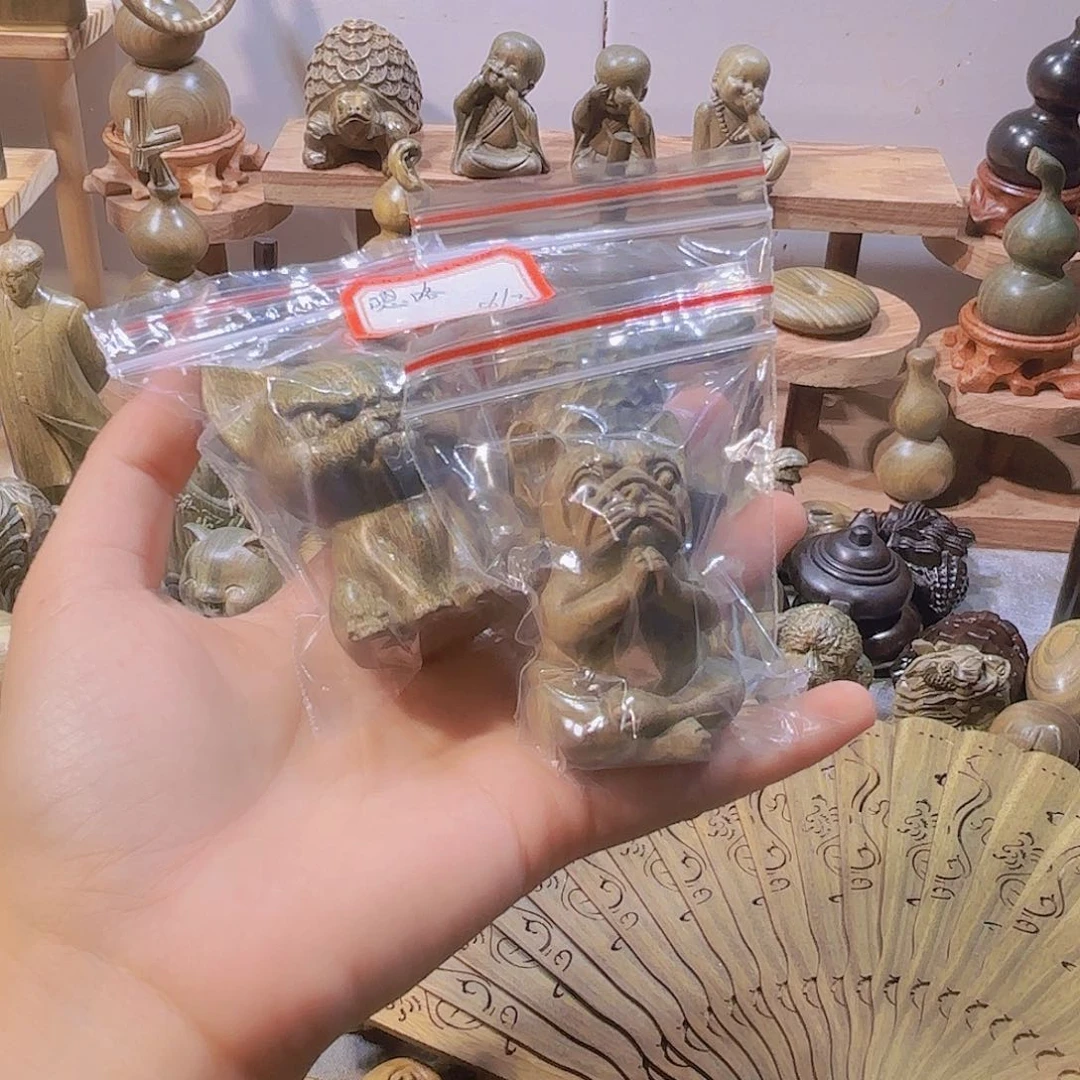 嗯***~木绿檀木法斗摆件