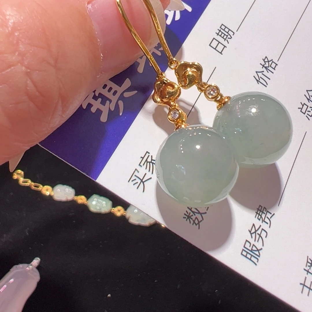 翡翠18K金镶嵌颈饰耳环