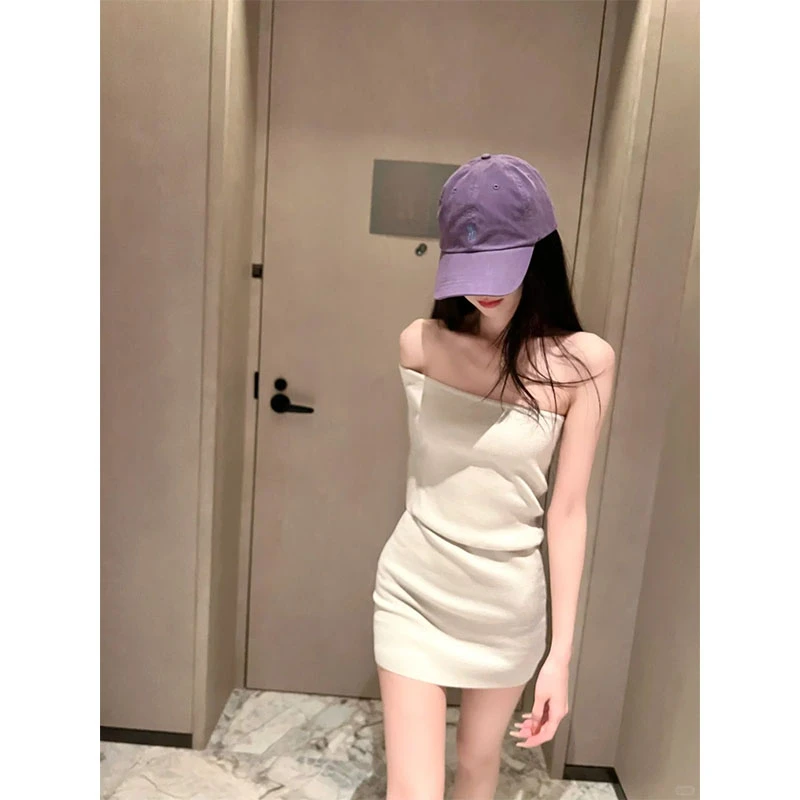 2025春夏季新款修身显瘦气质时尚高级设计感收腰性感露肩连衣裙女