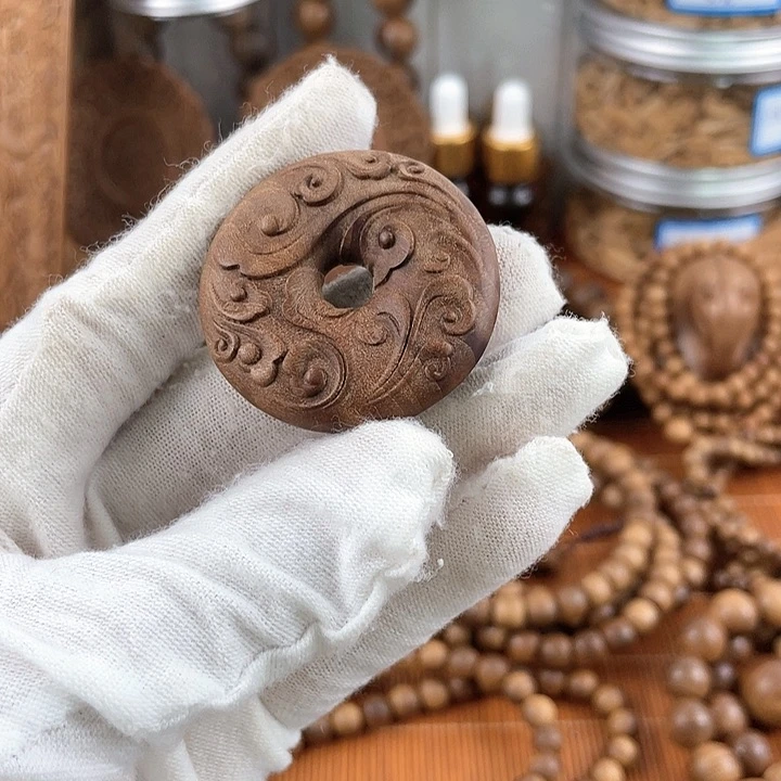 木祥云雕刻平安扣檀香