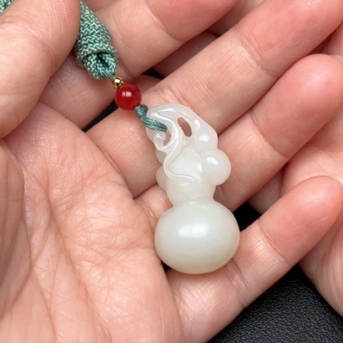 和田玉挂件未镶嵌希**好