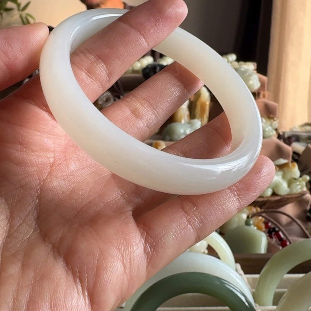 和田玉（糖玉）未镶嵌手链