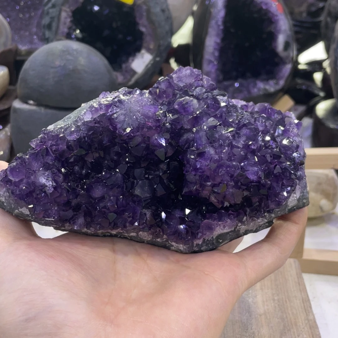 未镶嵌珠宝半成品水晶