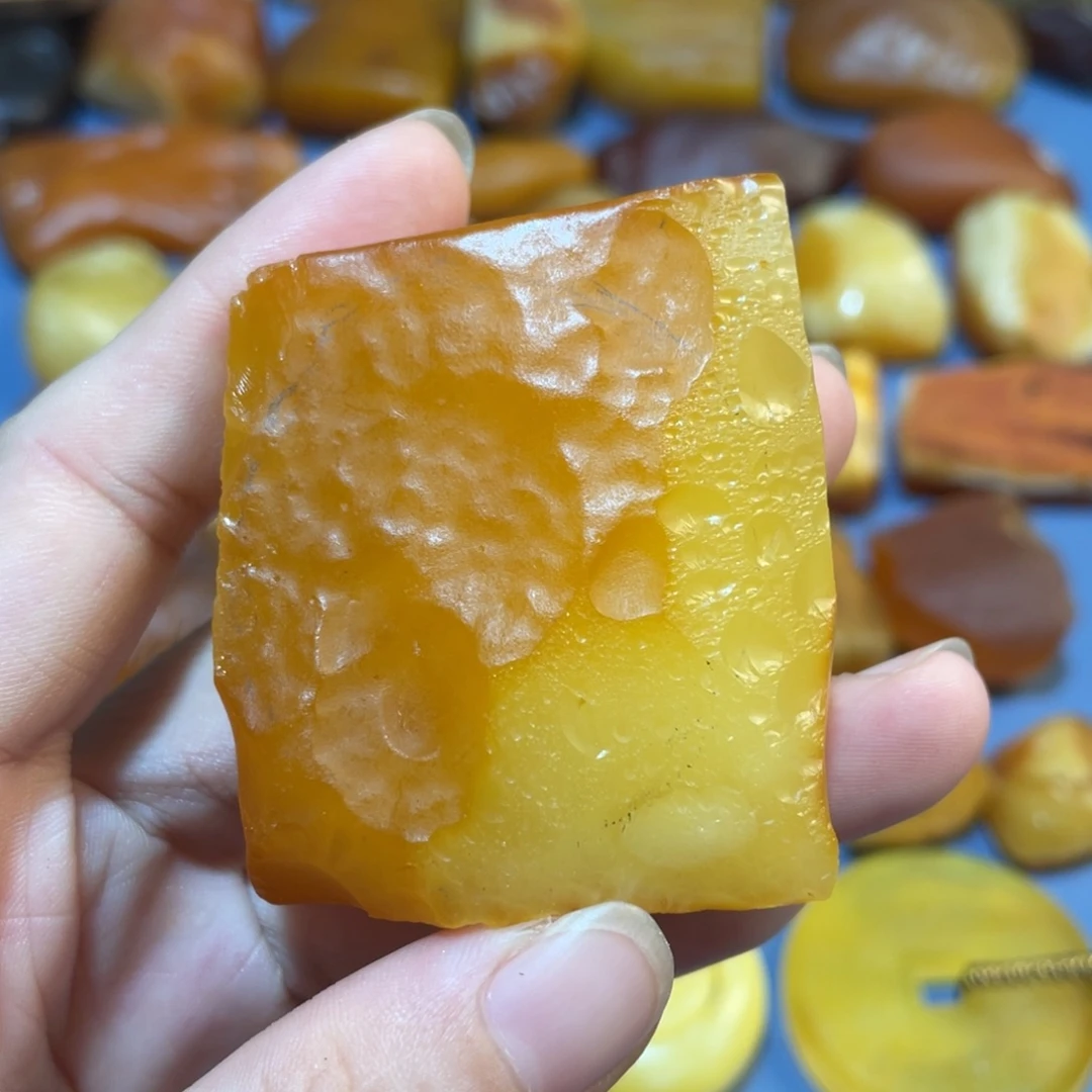 未镶嵌定制蜜蜡牌子
