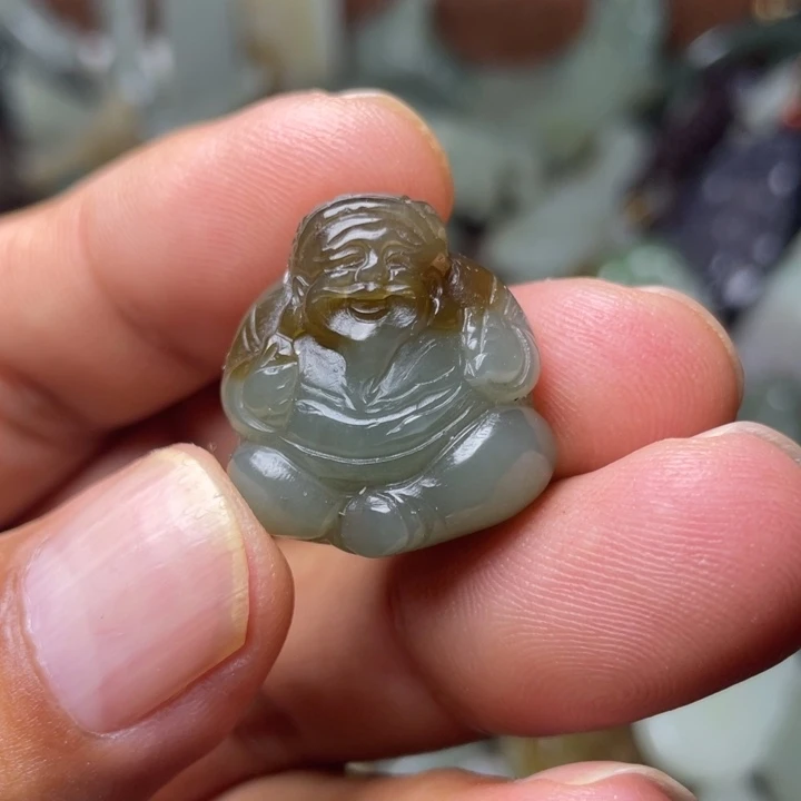 和田玉（糖玉）未镶嵌颈饰