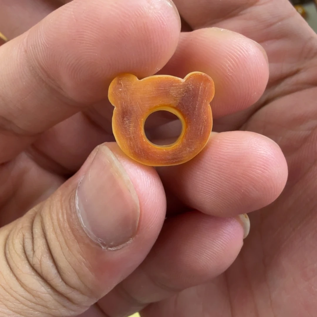 未镶嵌琥珀珠宝奇石