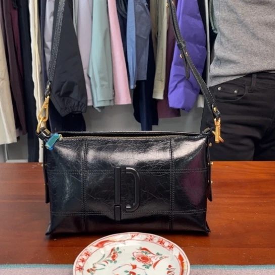 瓷片样品。。。。。。。。。。。。。。。。。