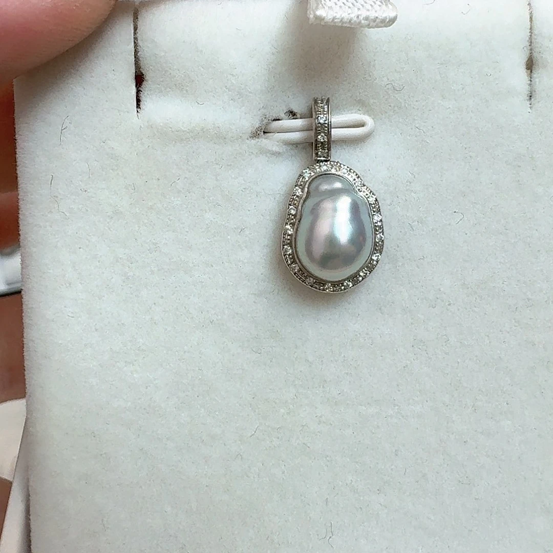 海水珍珠颈饰18K金镶嵌