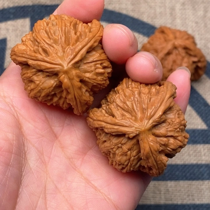 吊坠文玩核桃万****！