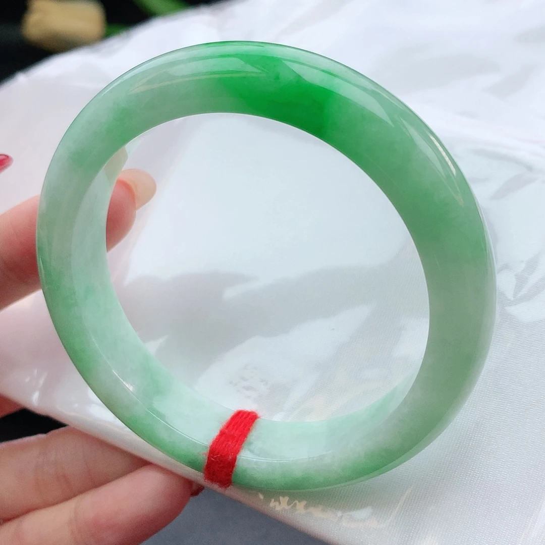 翡翠手镯未镶嵌56圈口882349