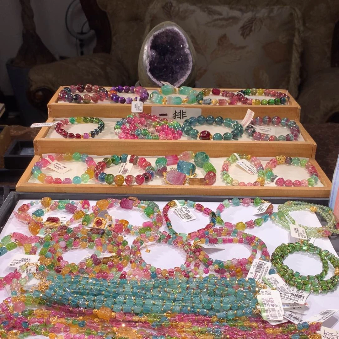 未镶嵌多样性发货其一碧玺