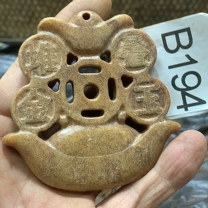 未镶嵌和田玉挂件