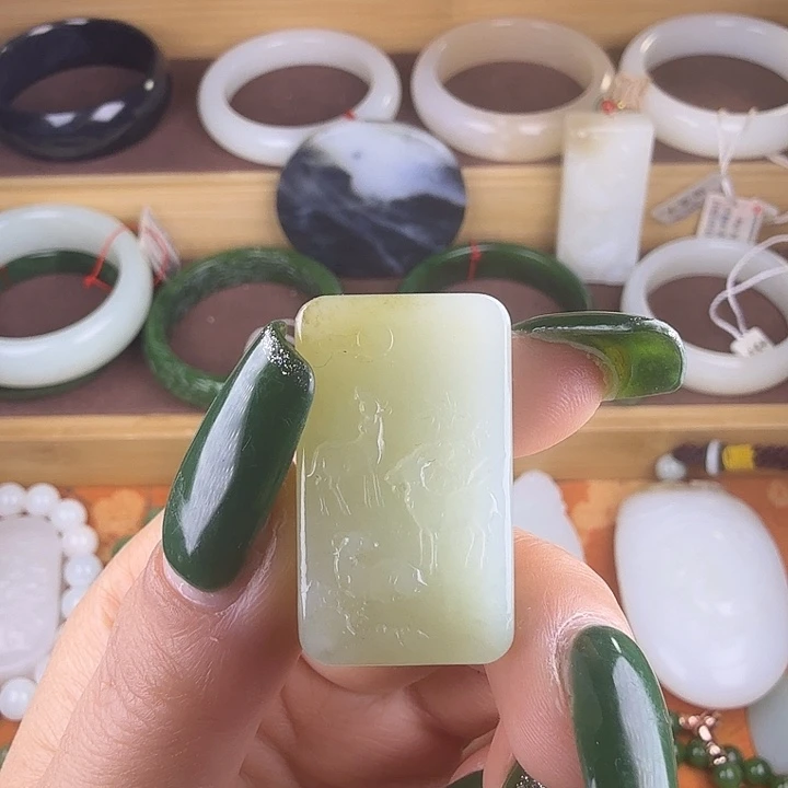 和田玉（糖玉）未镶嵌手链