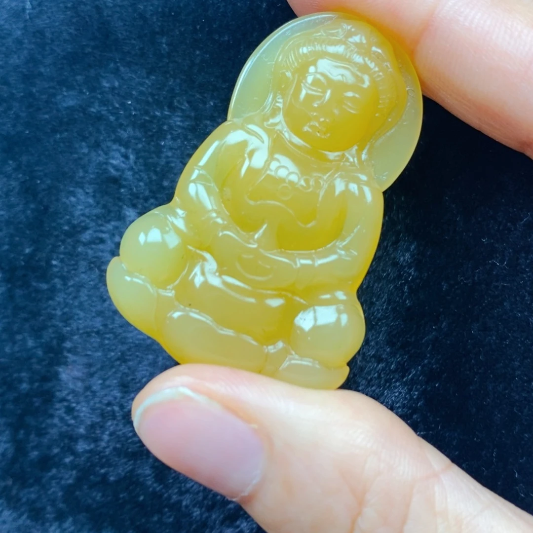 石英质玉（黄龙玉）未镶嵌颈饰