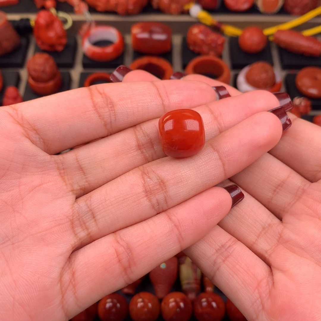 陪***老南红玛瑙未镶嵌老型14.7mm