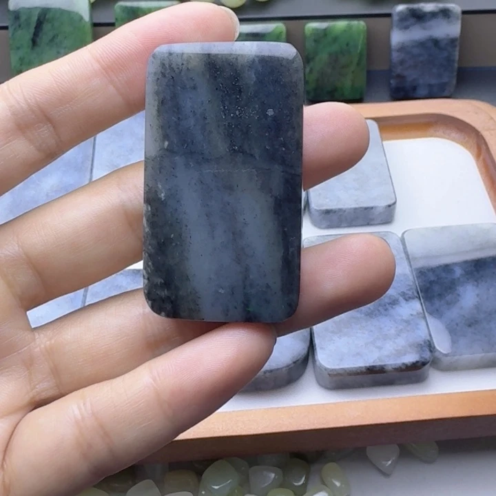 小***e和田玉未镶嵌挂件