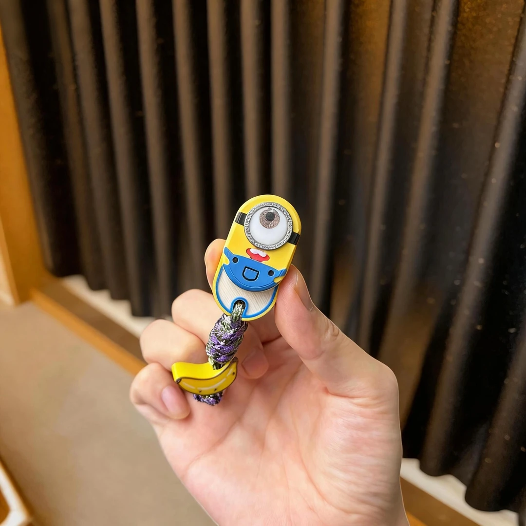 【幼崽mini】小黄律动磁力叮叮直推旋转机械推牌解压玩具手把件