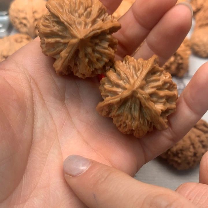 把件文玩核桃全品帝王三棱38