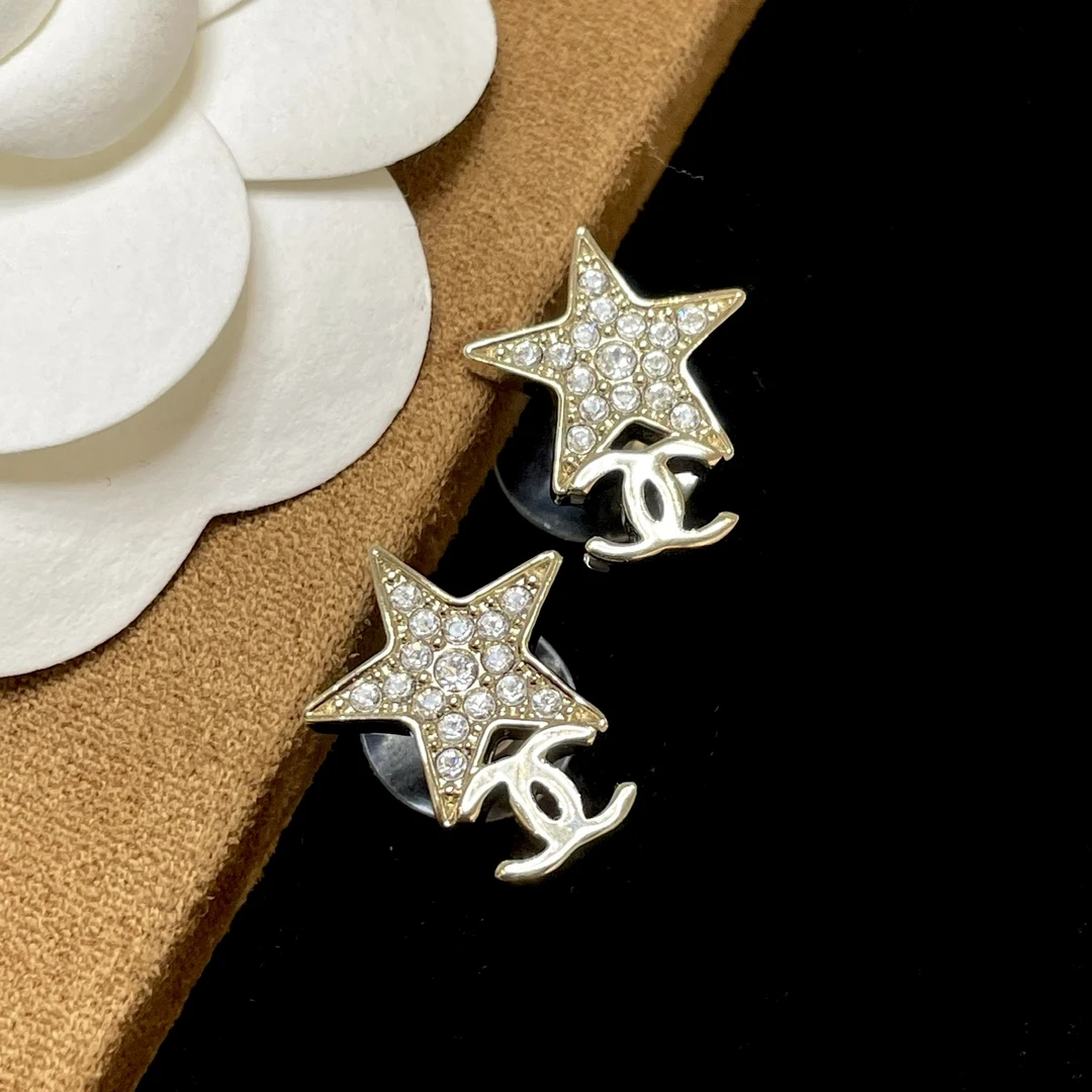 95新 Chanel/香奈儿 五角星满钻双C耳钉2501710