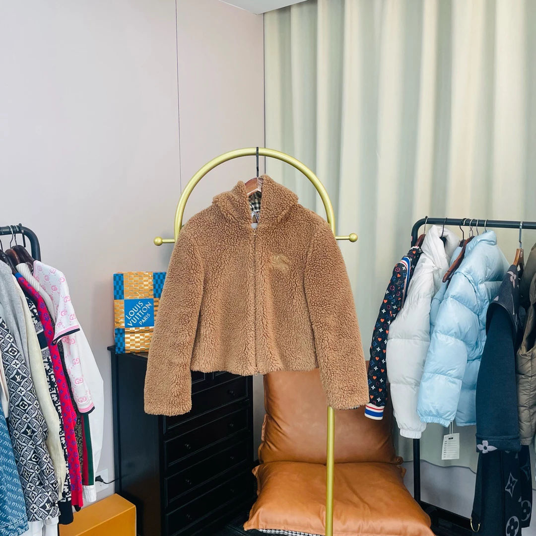 99新 BURBERRY/博柏利 棕色泰迪外套 uk4/99新 无配件