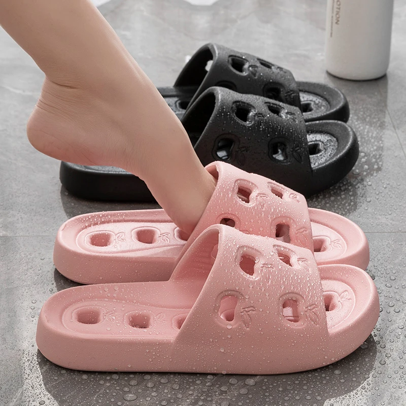 浴室洗澡漏水拖鞋女士苹果印花新款厚底防滑速干不臭脚凉拖鞋男士