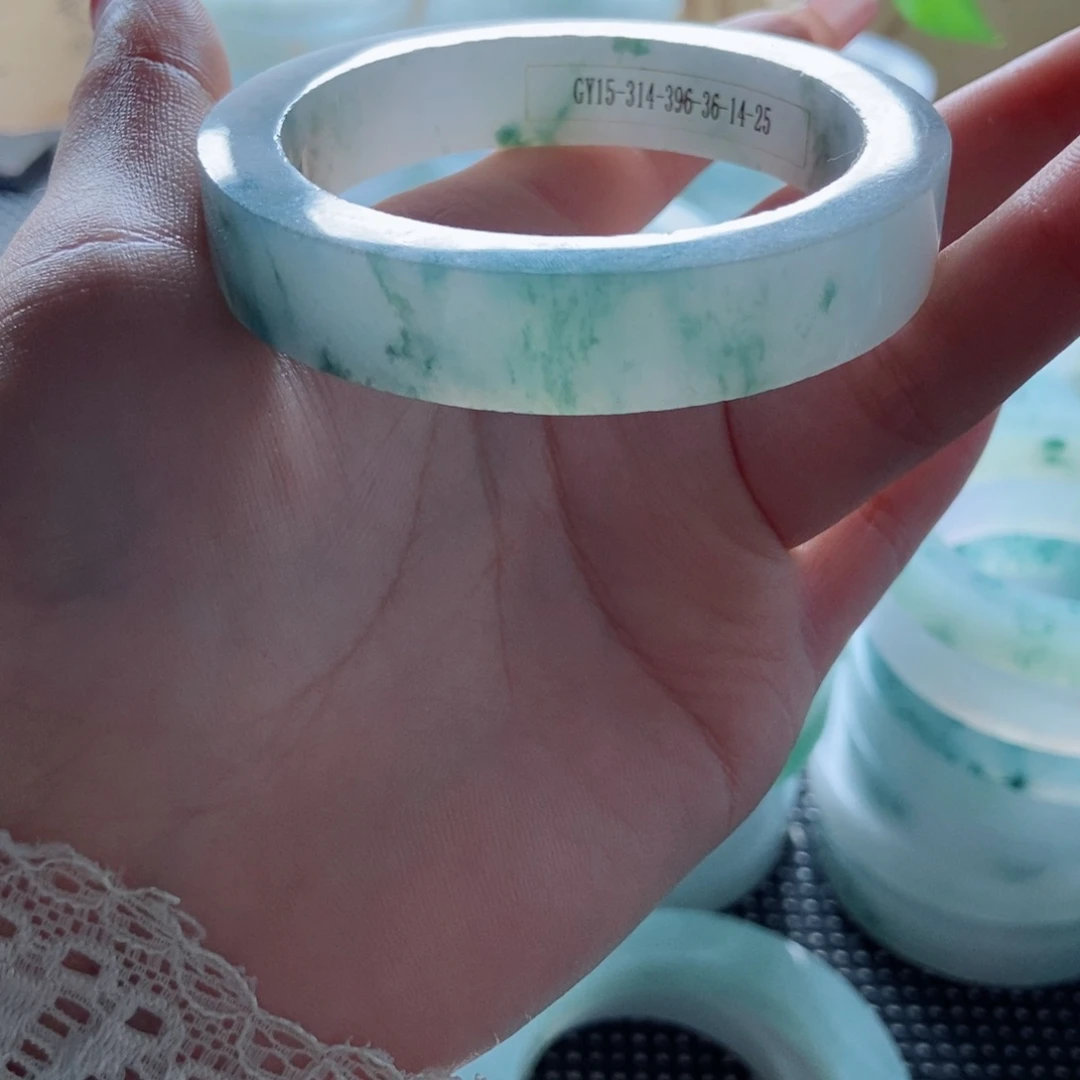 凡***华定制翡翠未镶嵌AA