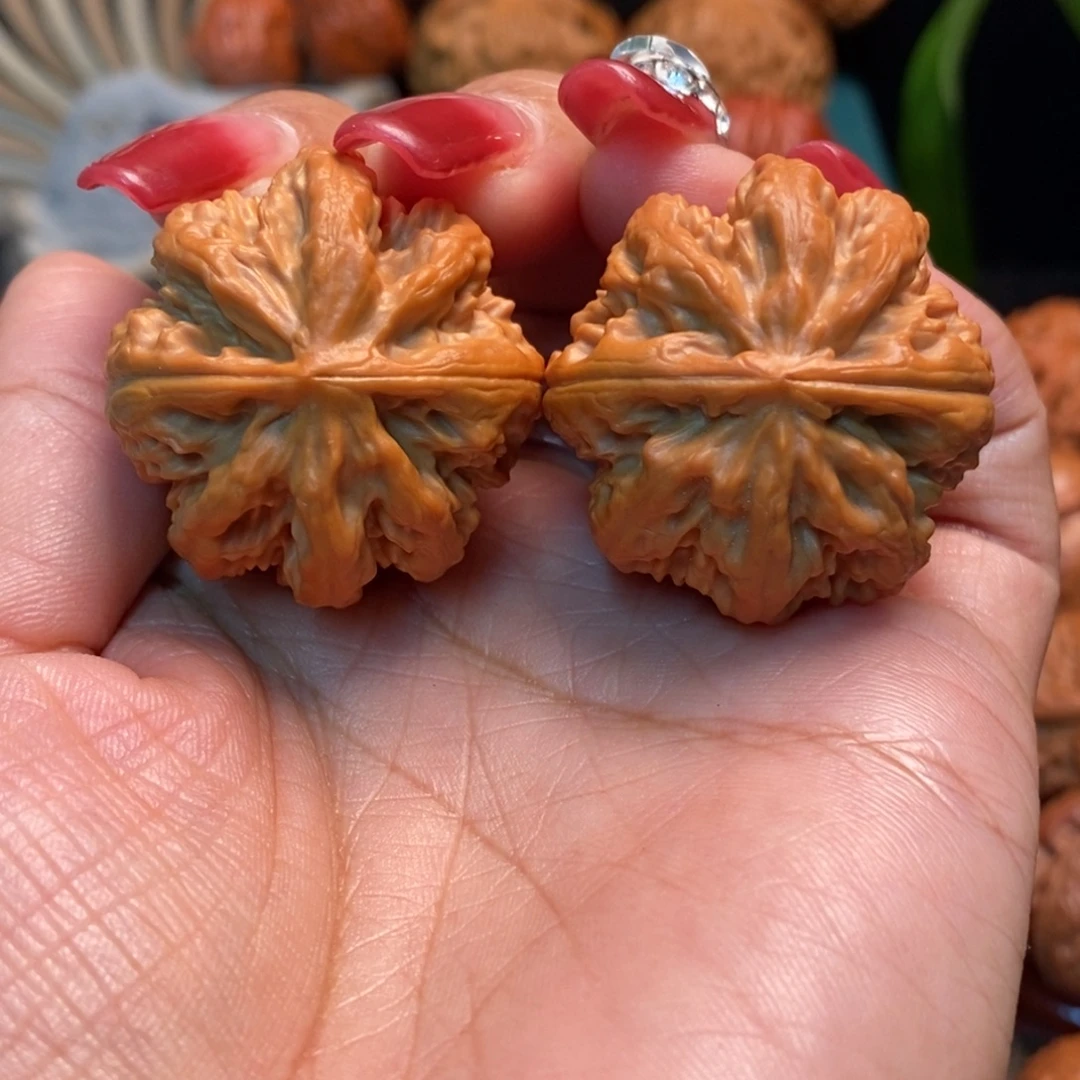 W***界文玩核桃把件手捻