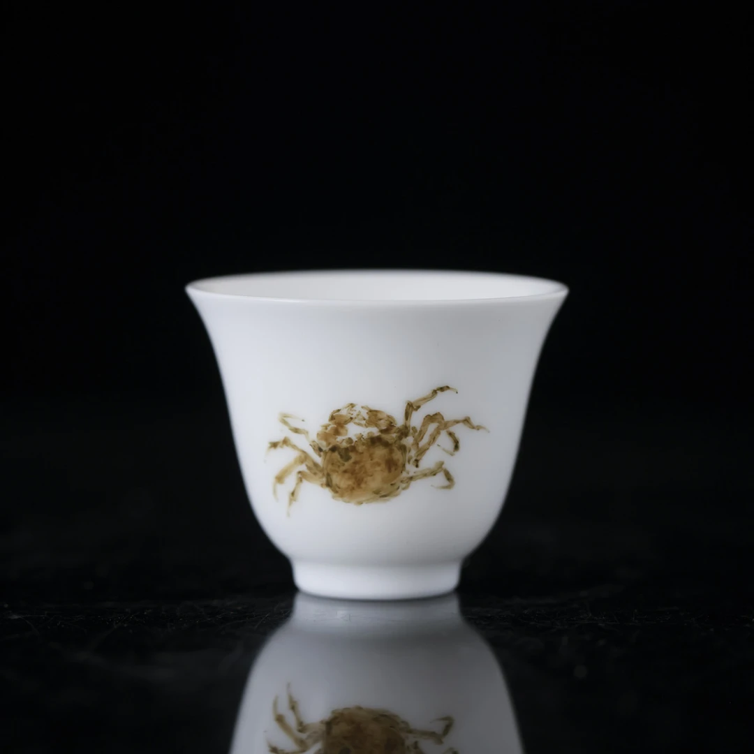 自慢堂-玉兰杯釉中彩螃蟹--不言美器-景德镇茶杯