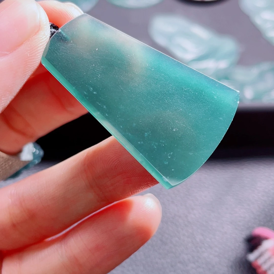 翡翠颈饰未镶嵌88888888