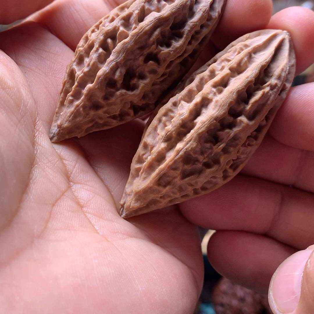 文玩核桃把件东北楸子文玩核桃