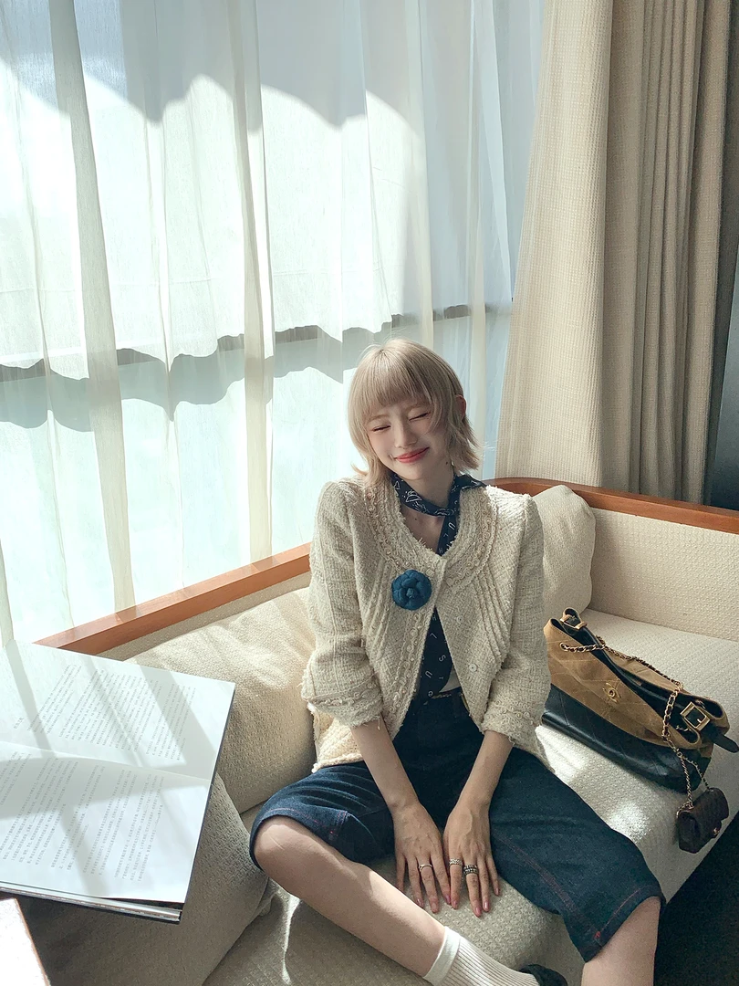 【经济上行的美 私服Pr*da】圆领正肩小香风外套