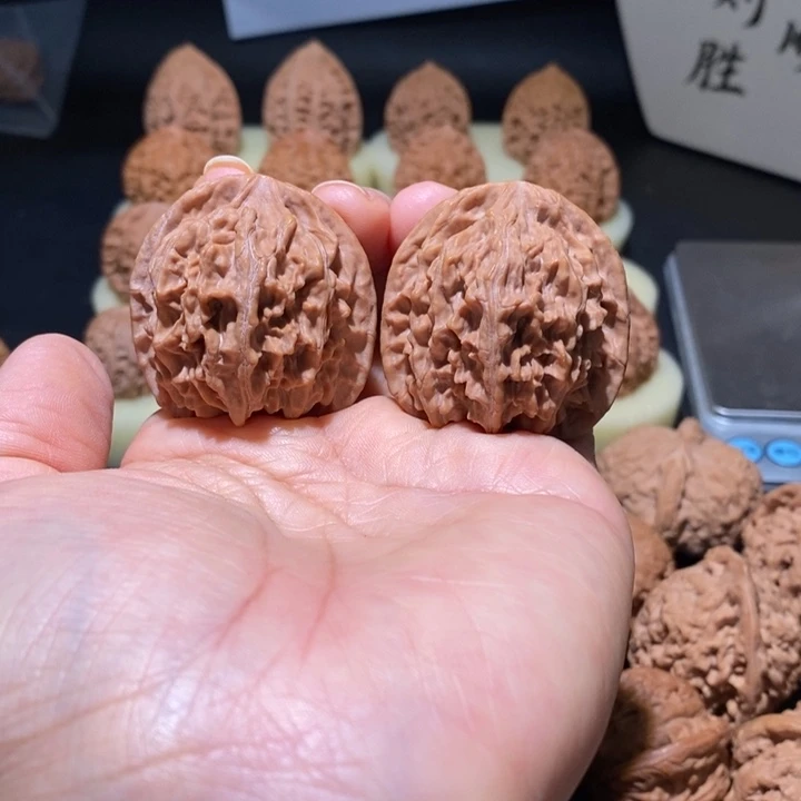 文玩核桃吊坠天地39+